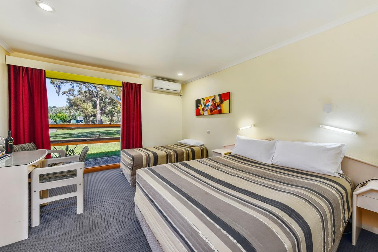 William Macintosh Motor Lodge Naracoorte Kültér fotó