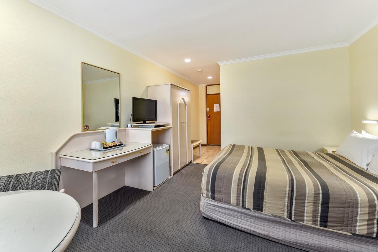 William Macintosh Motor Lodge Naracoorte Kültér fotó