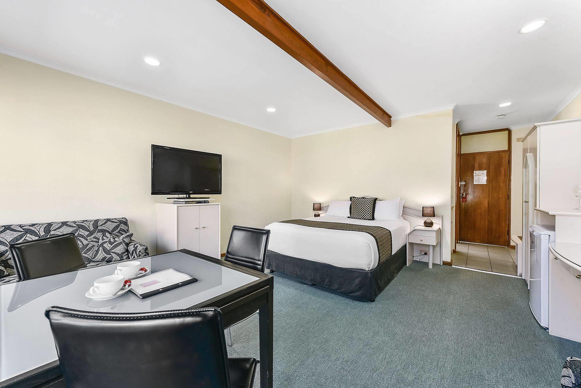 William Macintosh Motor Lodge Naracoorte Kültér fotó